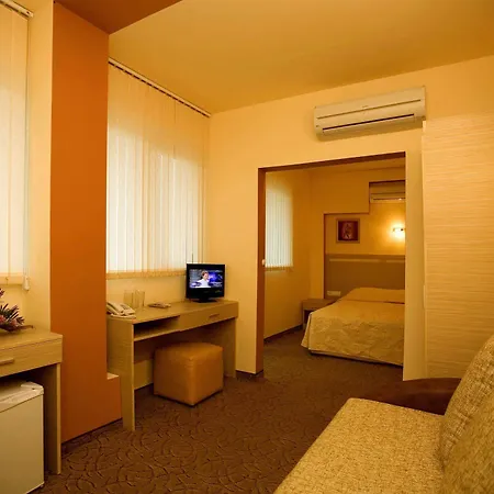 Expo 3* بلوفديف